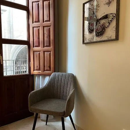 Pie De Torre Catedral Apartment *