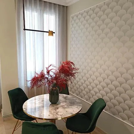 Pie De Torre Catedral Apartment